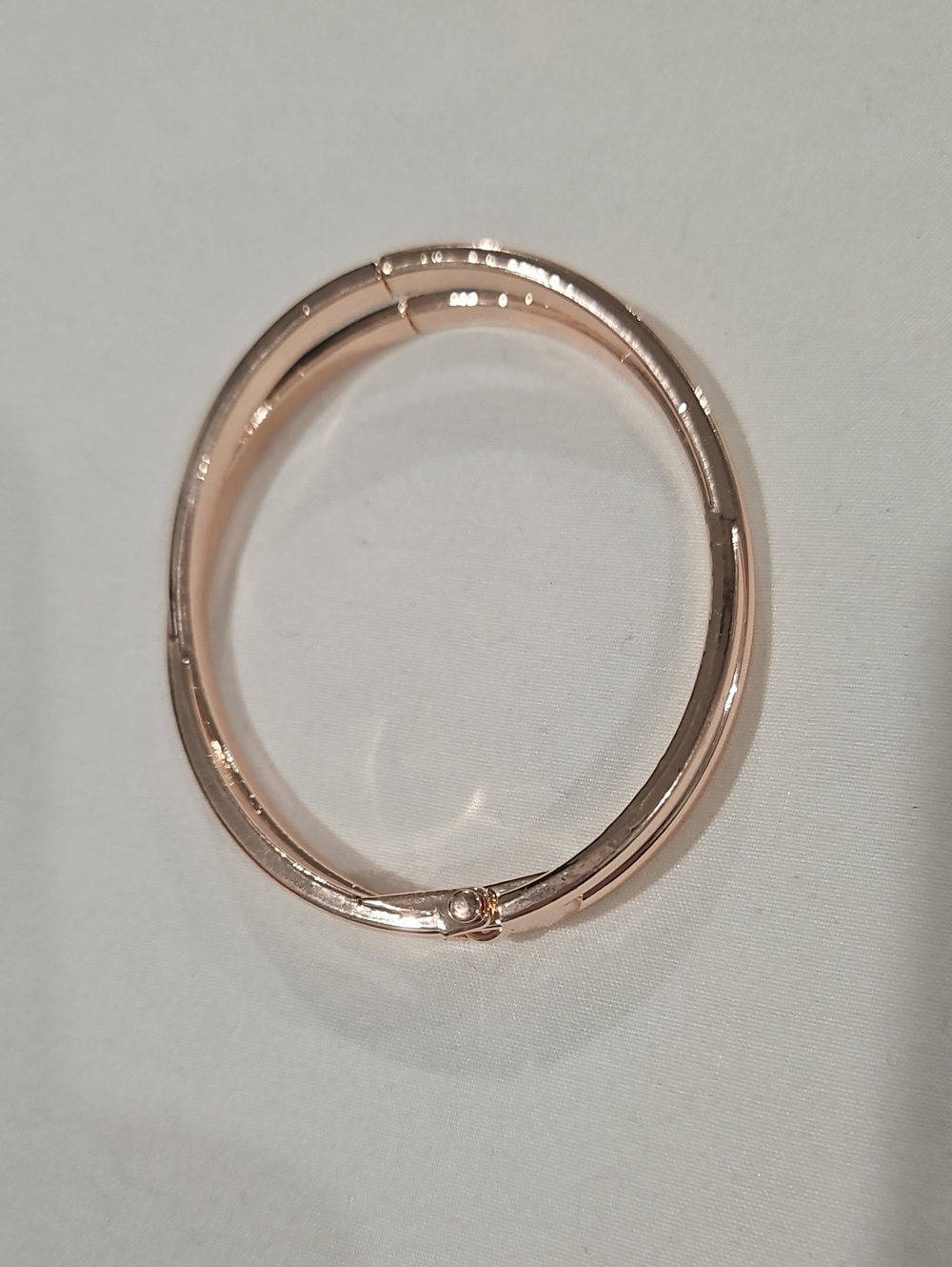 Classic Rose Gold Hinged Bangle Bracelet - Women Jewelry